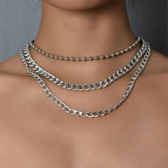 Jewelry - NEW NECKLACE BEAD CHAIN LINK MULTILAYER WOMAN'S SILVER NECKLACE